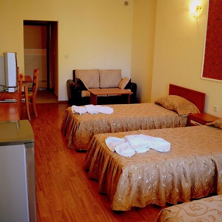 Ryor Hotel Сонячний Берег Екстер'єр фото