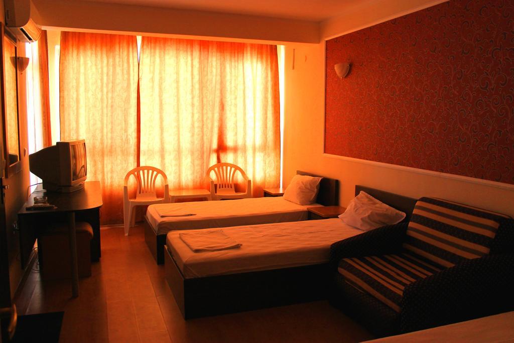 Ryor Hotel Сонячний Берег Номер фото