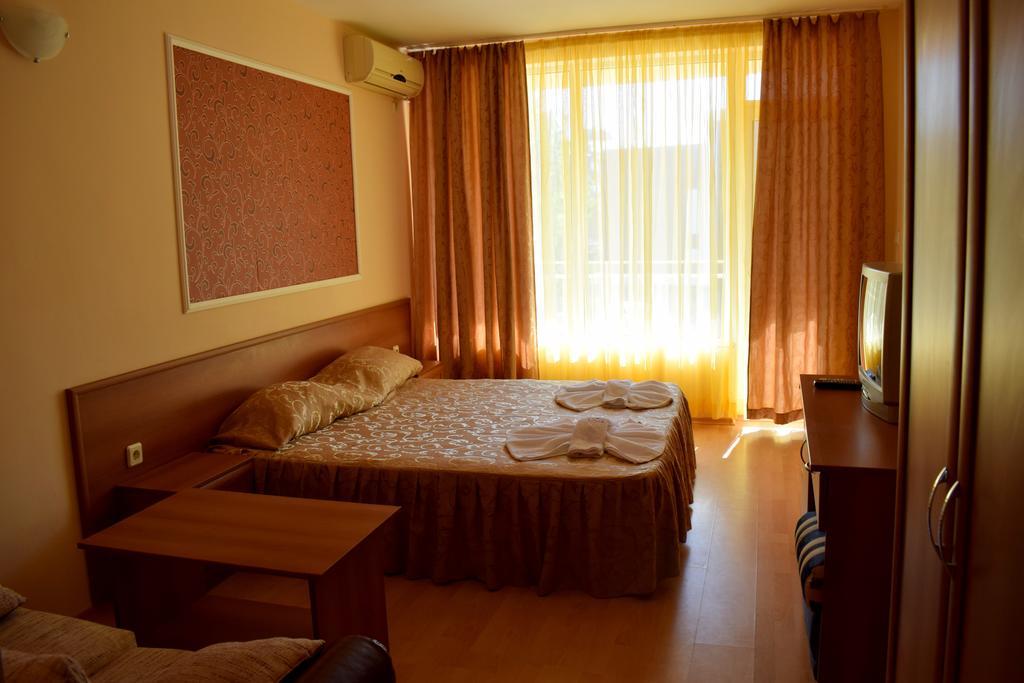 Ryor Hotel Сонячний Берег Екстер'єр фото